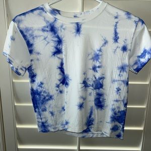 Lululemon blue and white short sleeve top, size 2